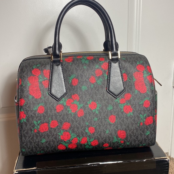 Micheal Kors Hayes large duffle black and red Roses - Picture 4 of 12